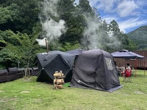 箕面市止々呂美 川とBBQのキャンプフィールドのイメージ