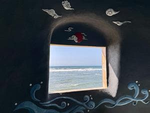 On The Seaのイメージ